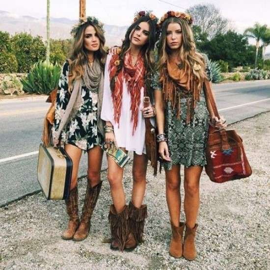 Boho chic looks.