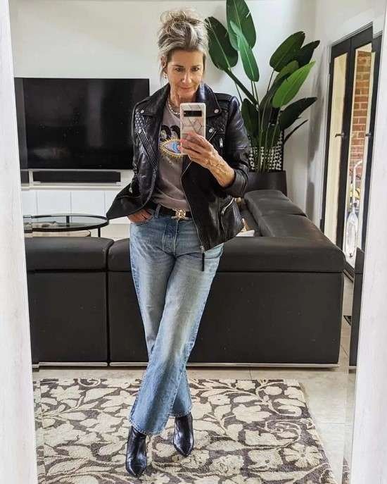 Estilo rocker mulher madura.