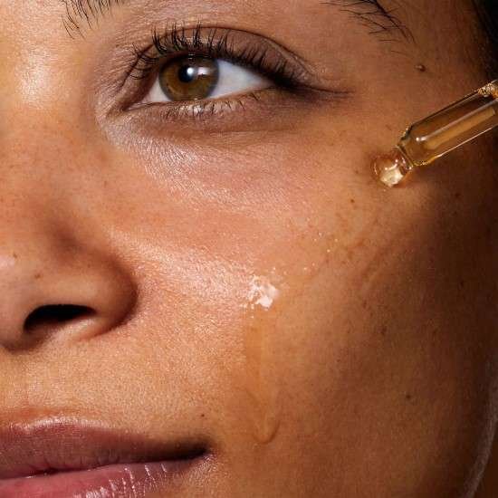 Óleos faciais benefícios.