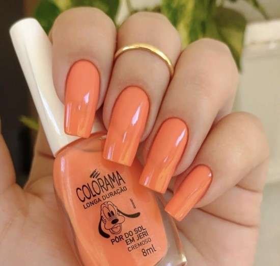 Esmalte Peach Fuzz Pôr do Sol em Jeri.
