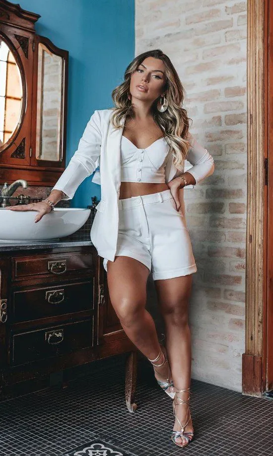 Roupa de Reveillon em casa.