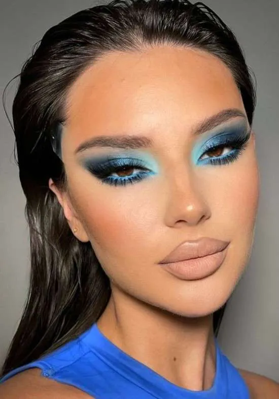 Make azul chique.