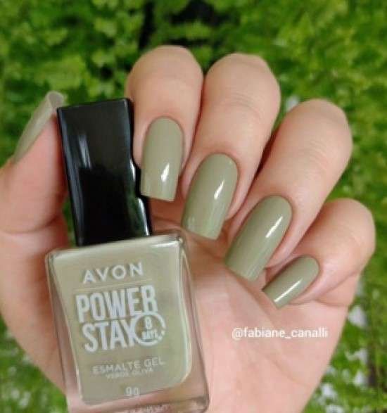 Esmalte Verde Oliva da Avon.
