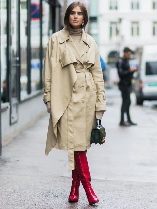 Look com trench coat.