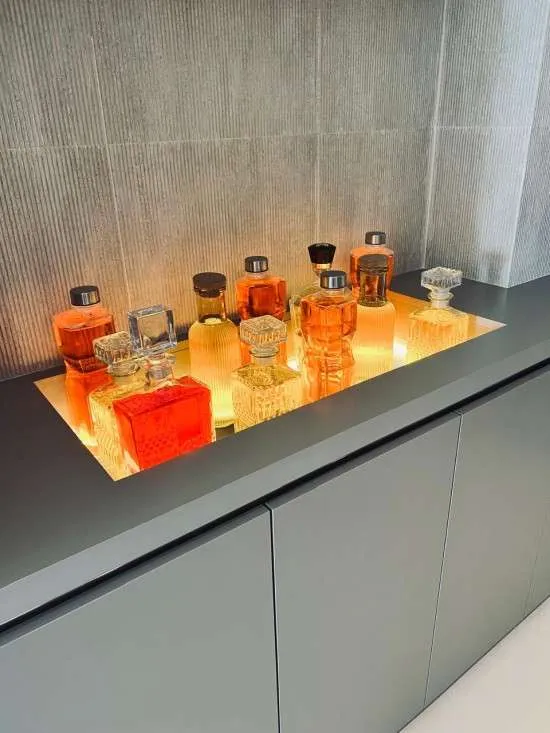 Dicas de decoração para sala barzinho iluminado.