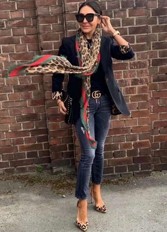 Como usar animal print acessórios sapato e lenço.