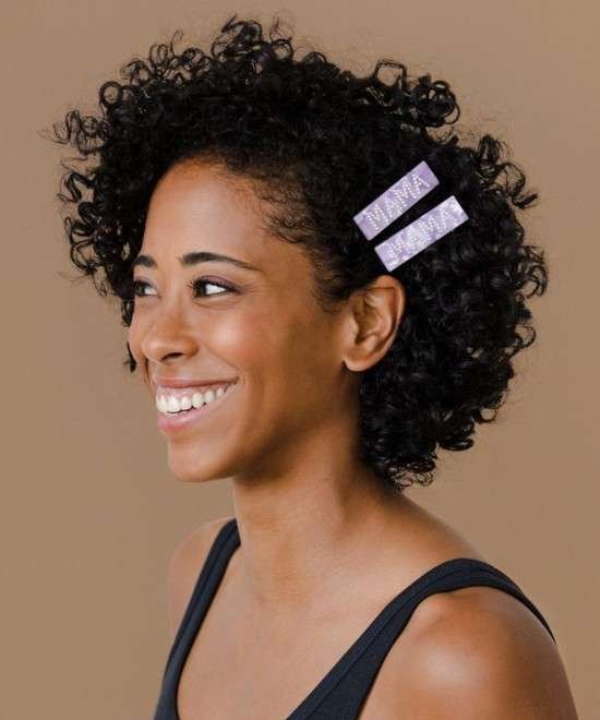 Como usar presilhas no cabelo cacheado.