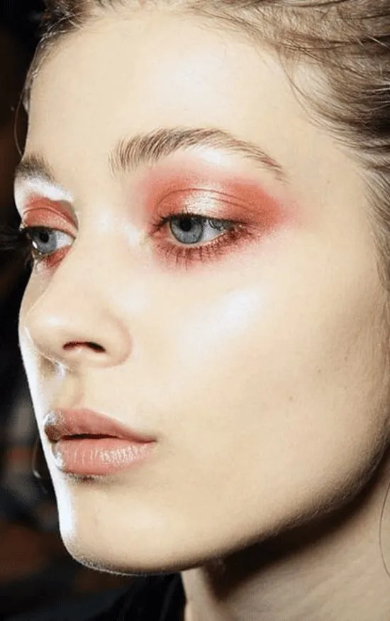 Make com sombra cintilante.