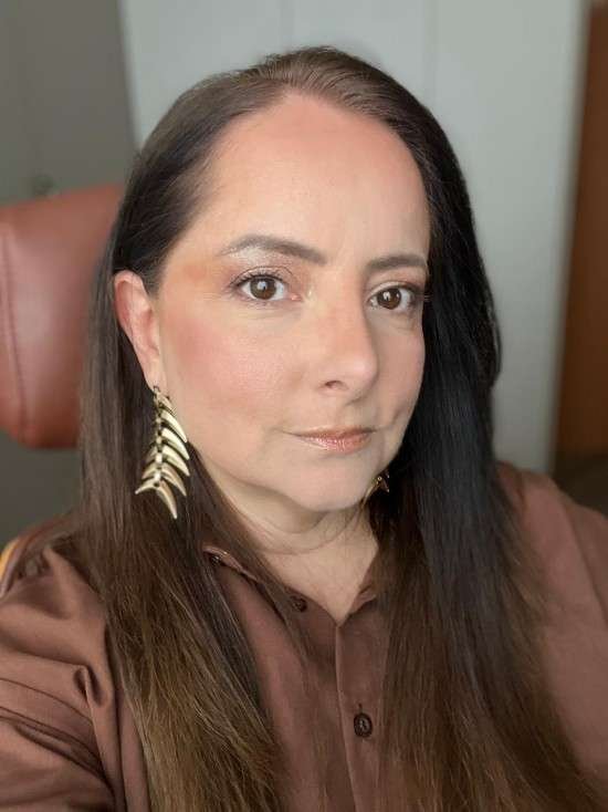 Rotina de skincare dia e noite.