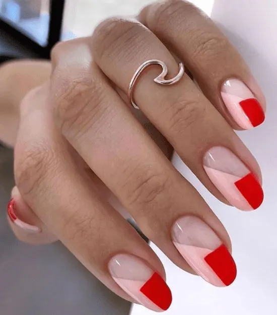 Unhas decoradas simples.
