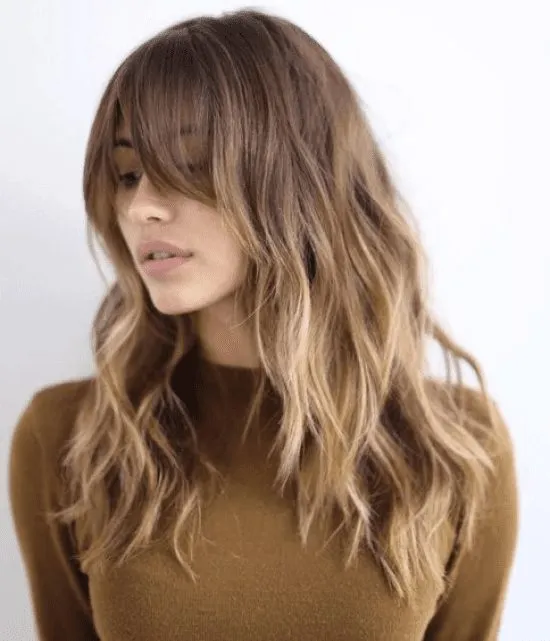 Shaggy hair em cabelos longos.