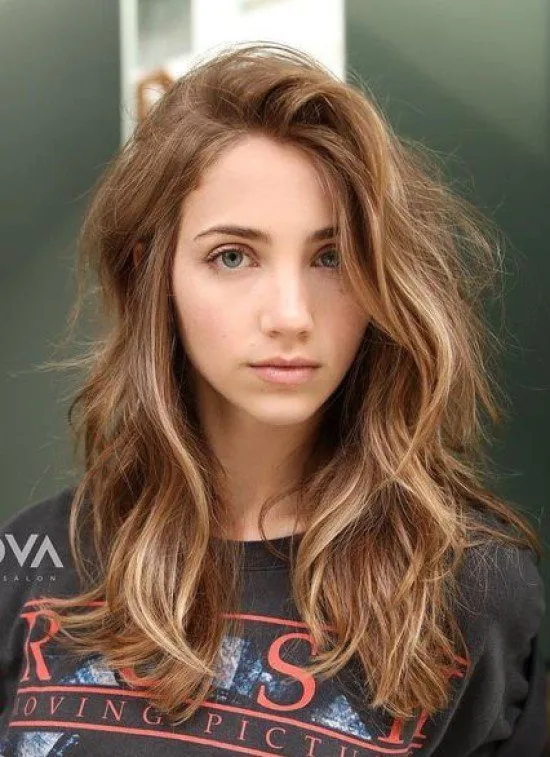 Shaggy hair.
