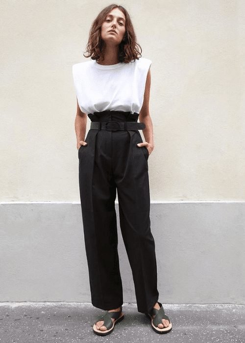 Look preto e branco feminino.