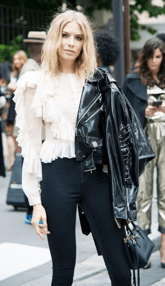 Estilo vitoriano em look rocker.