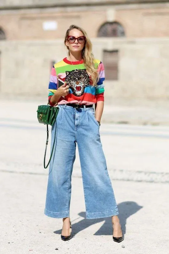 Wide leg com scarpin.