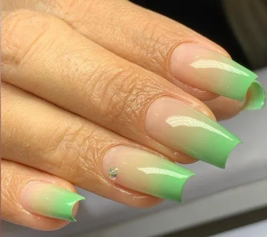 Modelos de unha francesinha baby color.