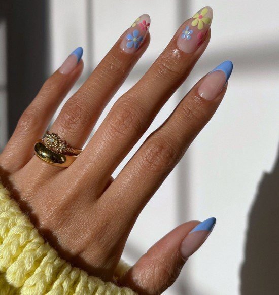 Unhas inglesinhas.