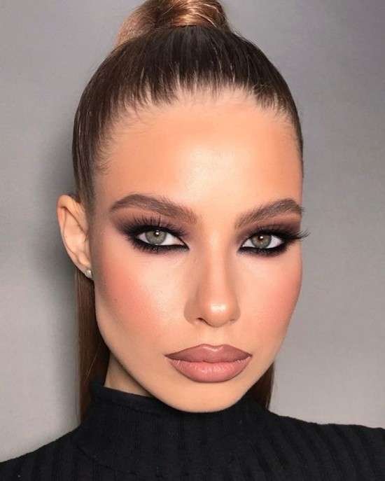 Make para formatura.