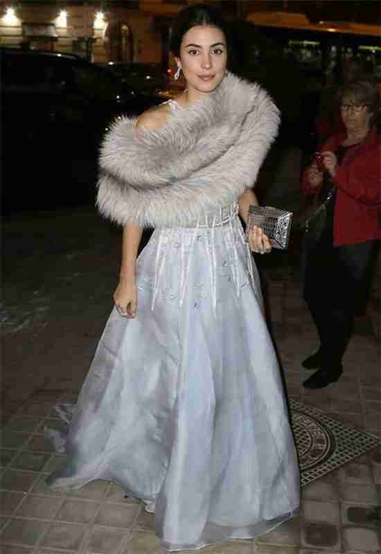 Look para madrinha de casamento no inverno.