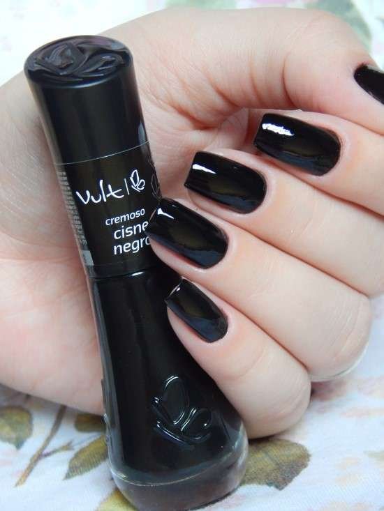 Esmalte de inverno Cisne Negro da Vult.