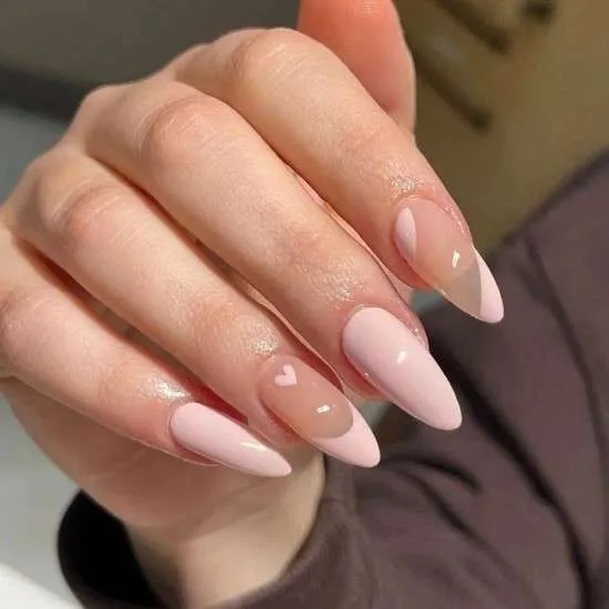Como fazer unhas amendoadas.