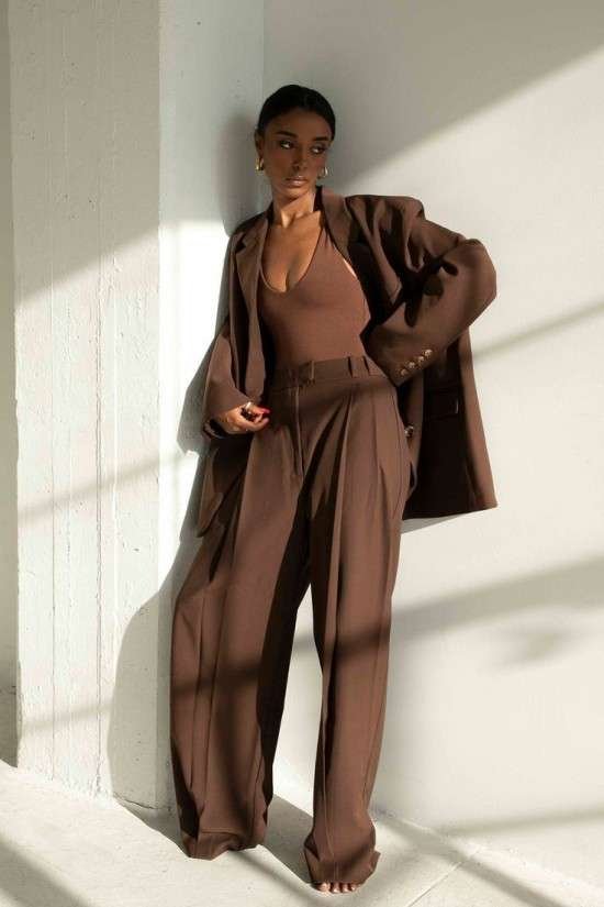 Cores outono inverno 2025 Mocha Mousse.