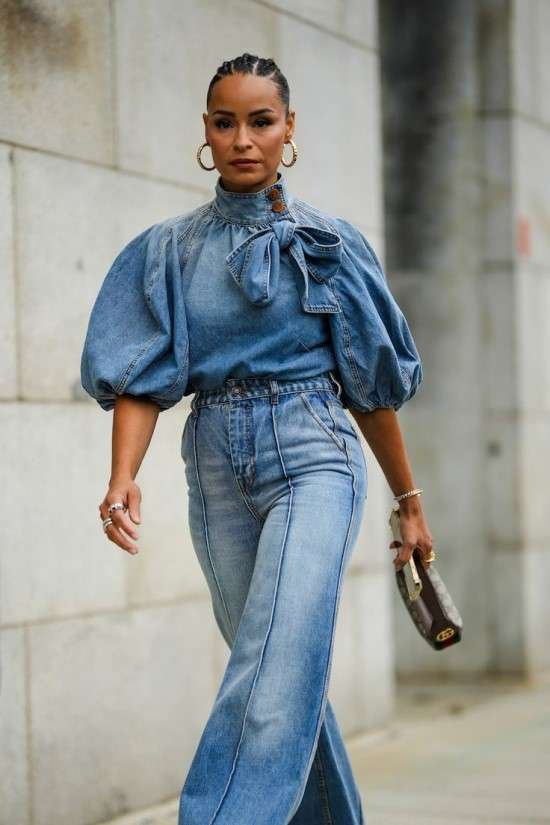 Look all jeans.