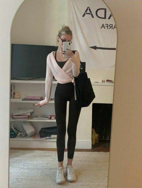 Look balletcore.