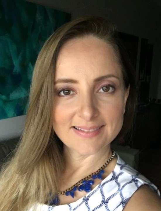 Maquiagem natural glow.