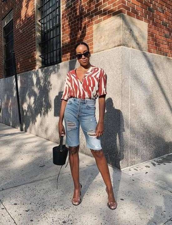 Como usar jorts com camisa.