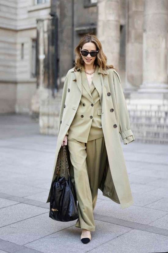 Look de inverno com terceira peça.