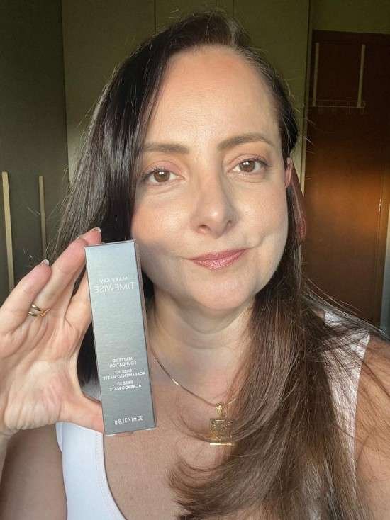 Base Mary Kay Timewise resenha.