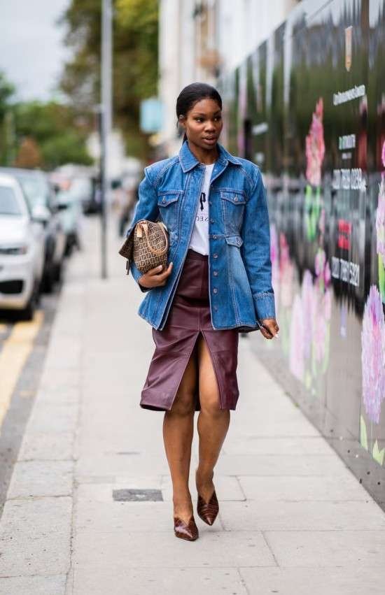 Looks com jaqueta jeans.