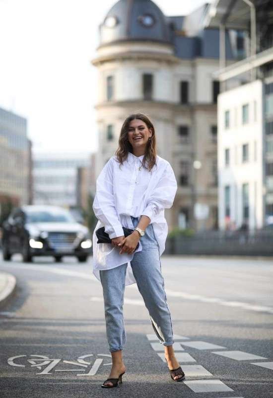 Como usar camisa feminina.