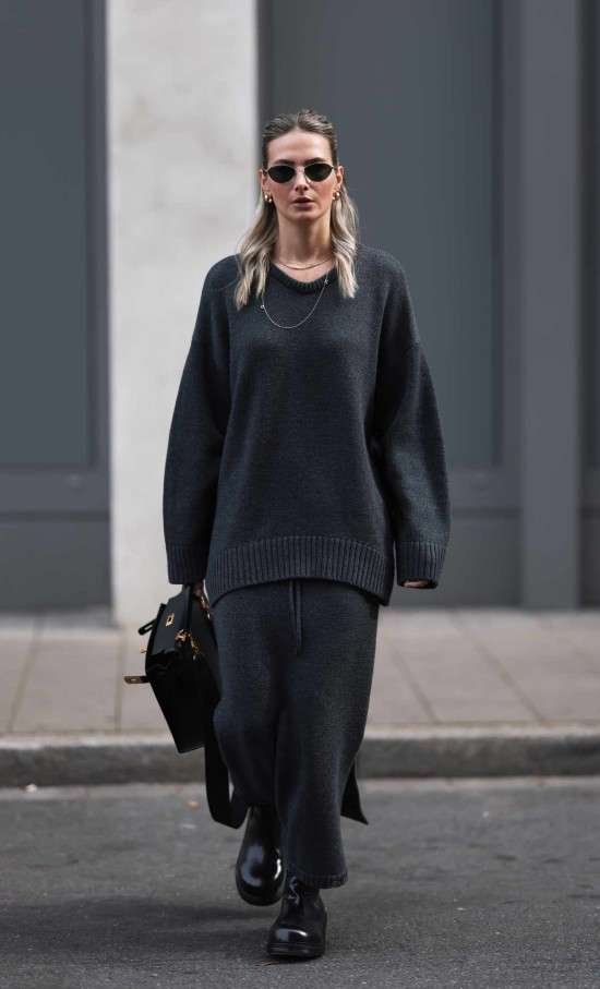 Looks com saia longa no inverno.