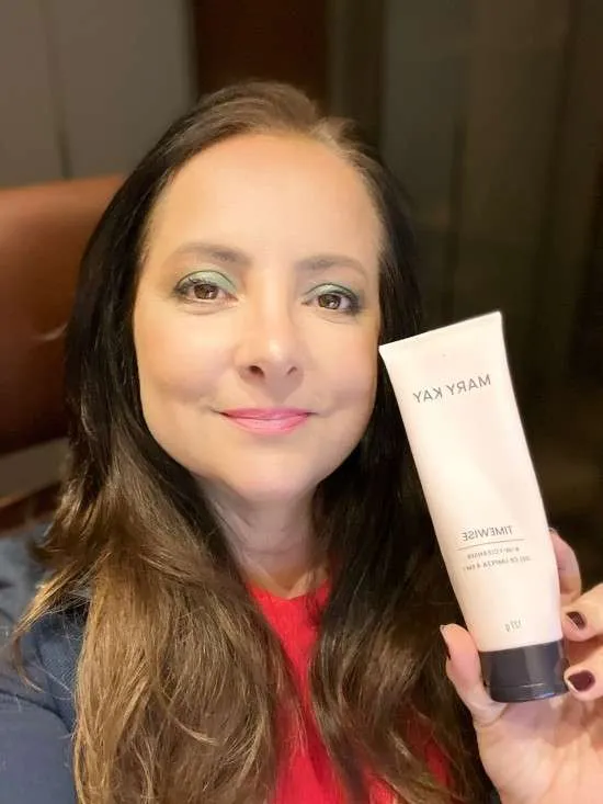 Gel de limpeza 4 em 1 Mary Kay resenha.