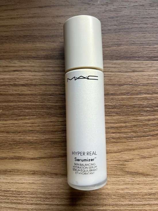 Mac Hyper Real Serumizer Resenha.