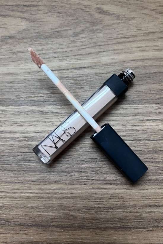 Radiant Creamy Concealer corretivo NARS resenha.