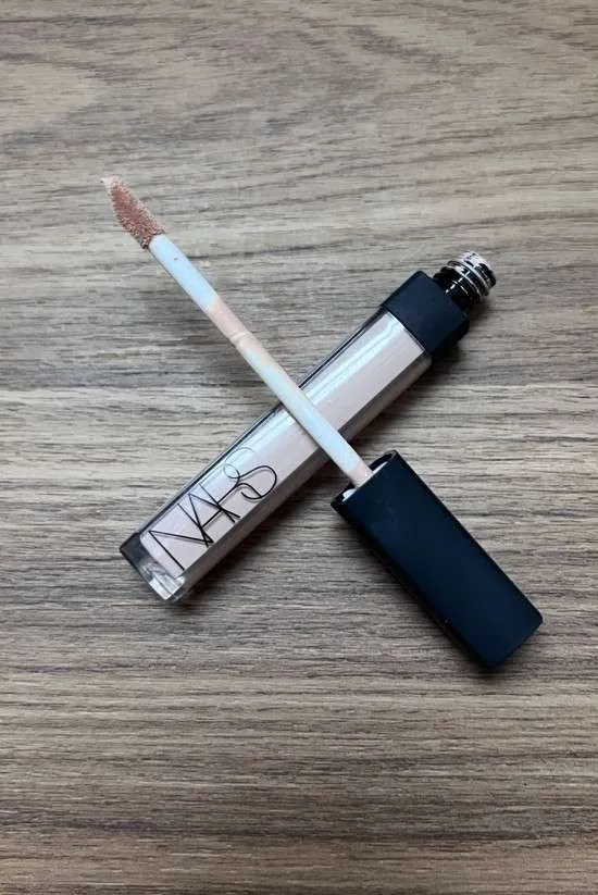 Radiant Creamy Concealer corretivo NARS resenha.